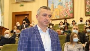 Заступник мера Лозової не повернувся із закордонного відрядження: в ЗМІ пишуть, що він в РФ