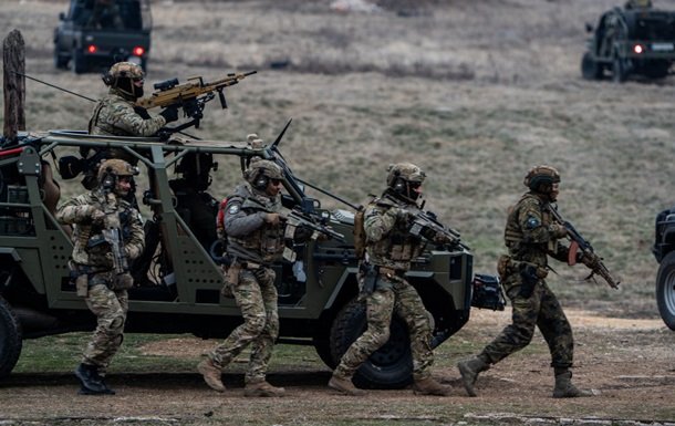 Європа таємно працює над планом відправки своїх військових в Україну, – AP Європа таємно працює над планом відправки своїх військових в Україну, – AP