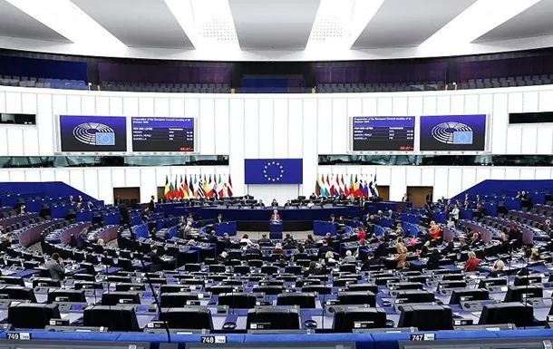 ЄС ухвалив 19‑й пакет санкцій із забороною на ЗПГ