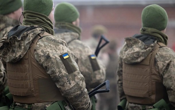 В Україні продовжили воєнний стан та загальну мобілізацію