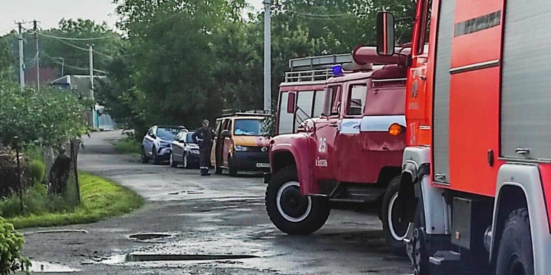 На Броварщині блискавка влучила у житловий будинок