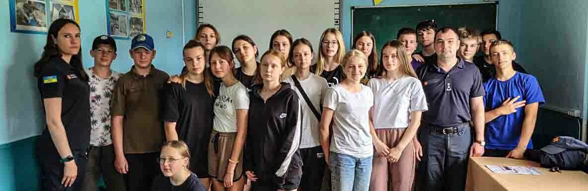 Рятувальники Броварщини провели бесіду з учасниками команди ДЮРП