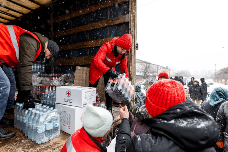 70 тисяч коробок з продуктами та напої розійшлися по всій Україні / Фото Кока-Кола Україна