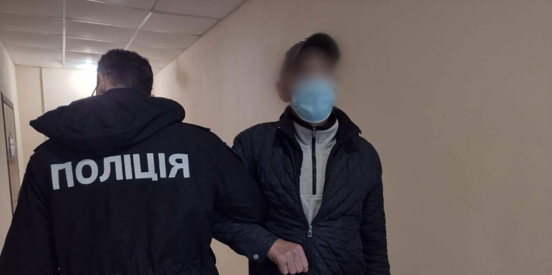 Грабіж серед білого дня: в Броварах камери спостереження зафіксували злочин 