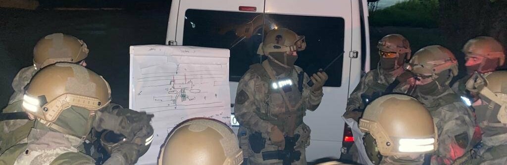 В Броварах поліцейські відпрацьовували визволення заручників