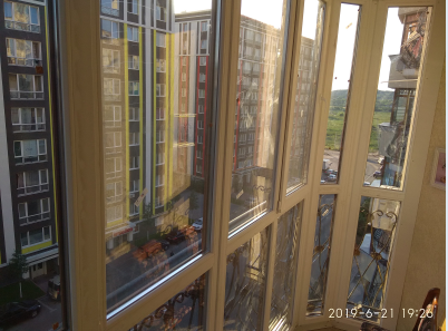 скління французького балкона